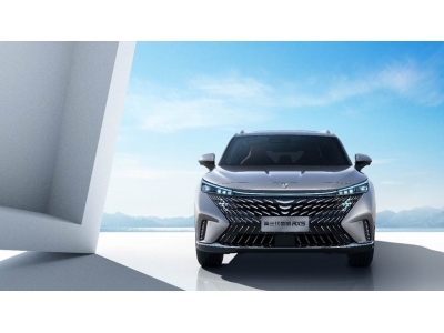 燃油超混雙車齊發(fā) 全新第三代榮威RX5盲訂將啟