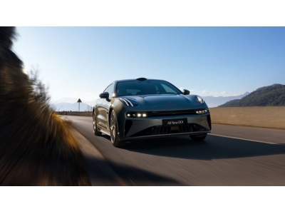 更强，更快的新极氪001售价26.9万元起