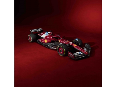 全新法拉利SF-25赛车惊艳亮相