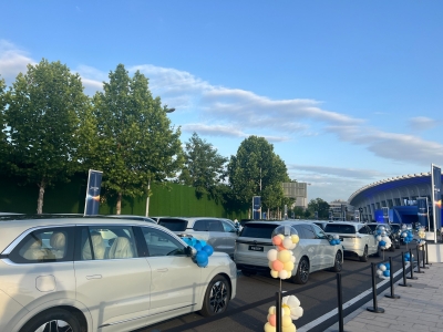 深蓝S09上市即交付 实力宠粉不停