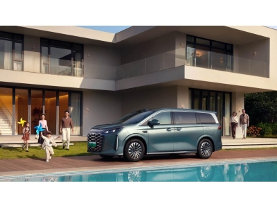 比亚迪2026款夏上市19.68万起解锁“家庭头等舱”